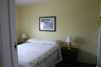 bedroom-02